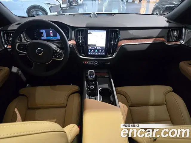 Volvo V60 Cross Country 2026 — ფოტო 11/19