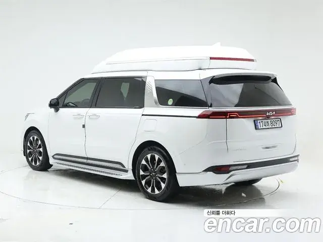 Kia Carnival 2023 — Фото 3/20