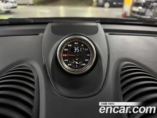 Porsche 718 Boxster 2018 — Şəkil 9/13
