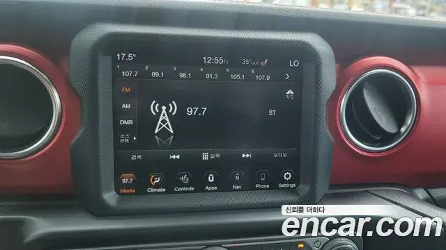 Jeep Gladiator 2022 — Şəkil 3/19