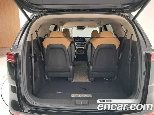 Kia Carnival 2020 — Фото 18/20