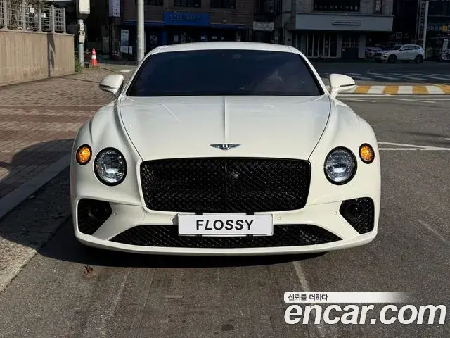 Bentley Continental GT 2021 — ფოტო 4/20