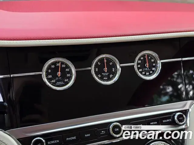 Bentley Continental GT 2021 — ფოტო 1/20