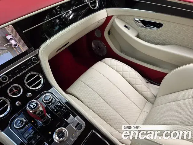 Bentley Continental GT 2021 — ფოტო 20/20