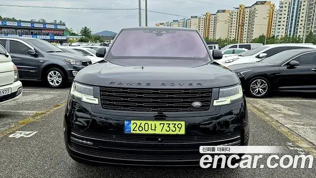 Land Rover Range Rover 2022 — ფოტო 15/20