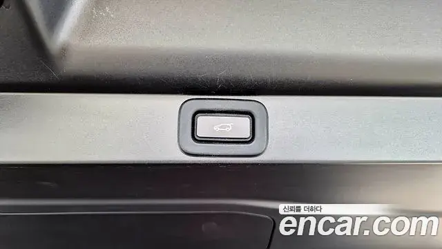 Land Rover Range Rover 2022 — ფოტო 10/20
