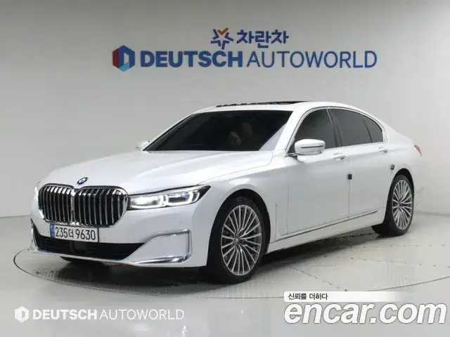 BMW 7 Series 2022 — Фото 10/20