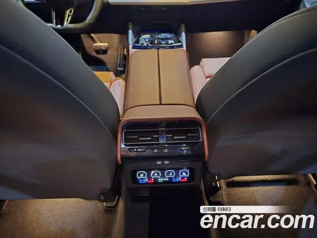 BMW 5 Series 2025 — Şəkil 12/19