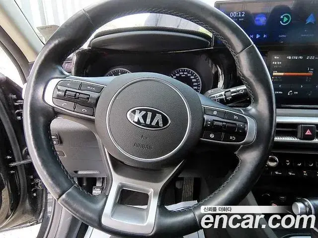 Kia K5 2020 — Photo 18/20
