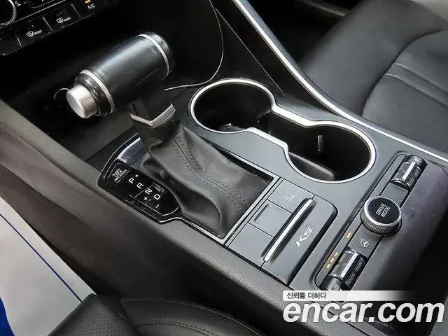 Kia K5 2020 — Photo 11/20