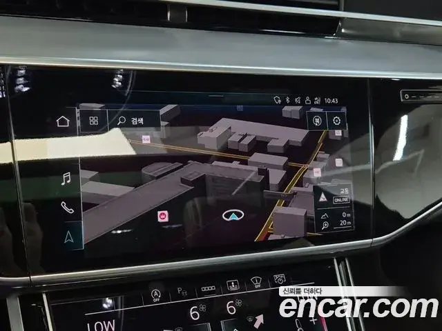 Audi A8 2021 — Фото 14/18