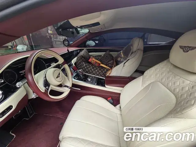 Bentley Continental GT 2019 — ფოტო 5/18