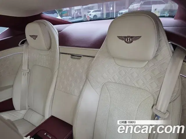 Bentley Continental GT 2019 — ფოტო 2/18