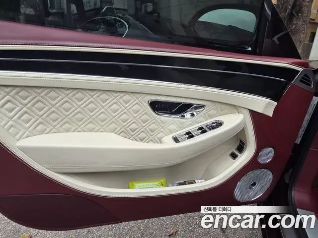 Bentley Continental GT 2019 — ფოტო 14/18