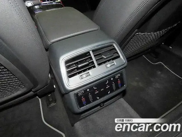 Audi A6 2021 — Şəkil 16/19
