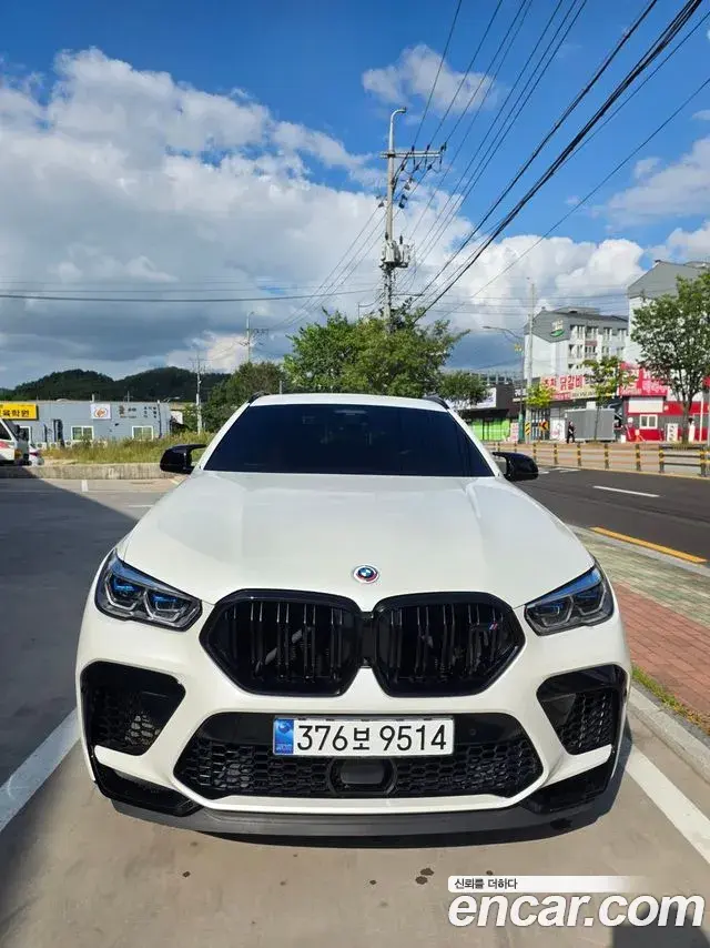 BMW X6 2022 — Фото 18/19