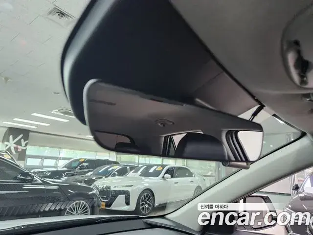 Kia Niro 2025 — Фото 11/20