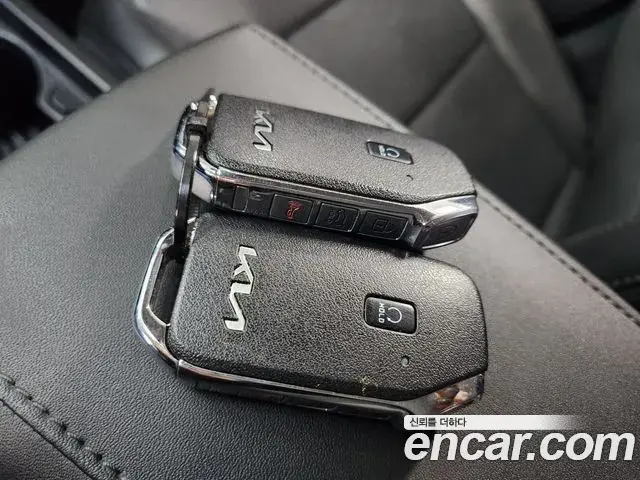 Kia Niro 2025 — Фото 14/20
