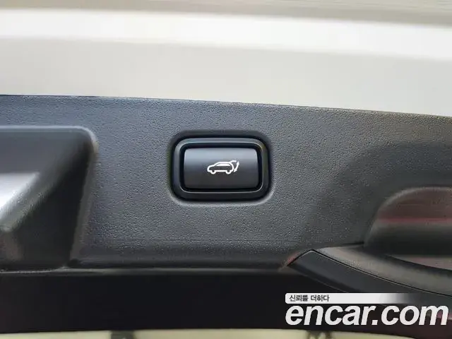 Kia Niro 2025 — Фото 19/20