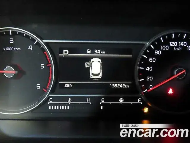 Kia Sorento 2021 — Photo 18/19