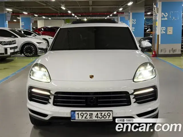 Porsche Cayenne 2019 — Photo 18/20