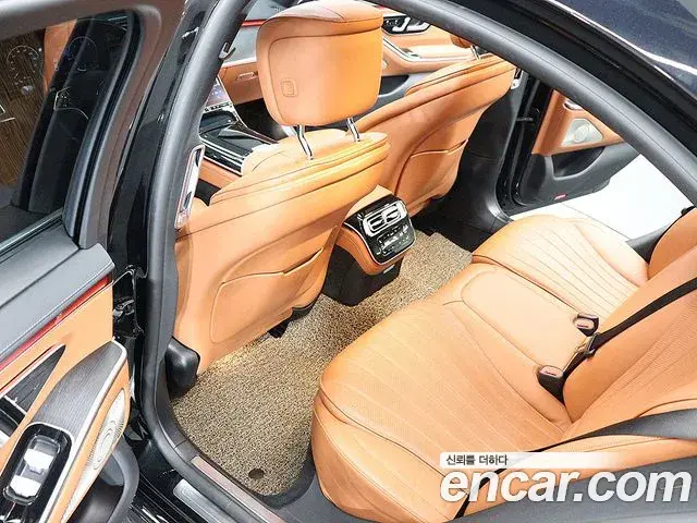 Mercedes-Benz S-Class 2022 — Фото 15/20