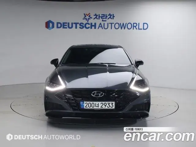 Hyundai Sonata 2021 — Фото 2/20