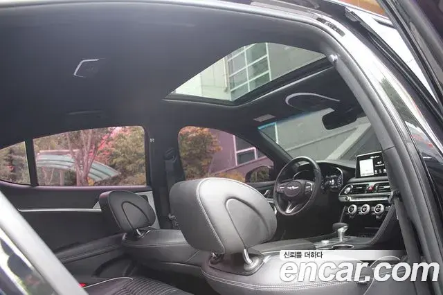 Genesis G70 2019 — Şəkil 19/20