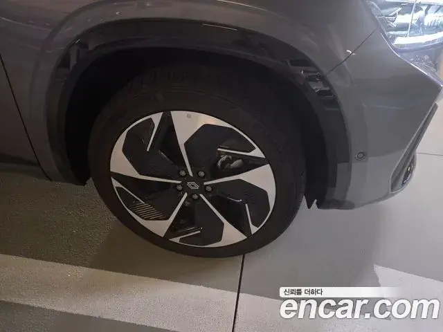 Renault Samsung Grand Koleos 2025 — ფოტო 11/13