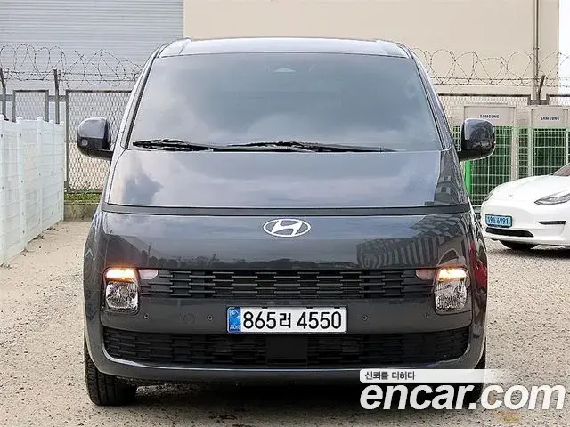 Hyundai Staria 2026 — Фото 9/18