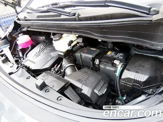 Hyundai Staria 2026 — Фото 17/18