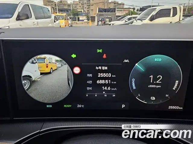 Hyundai Santa Fe 2025 — Фото 6/20