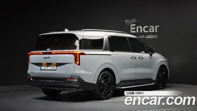 Kia Carnival 2025 — Şəkil 10/35