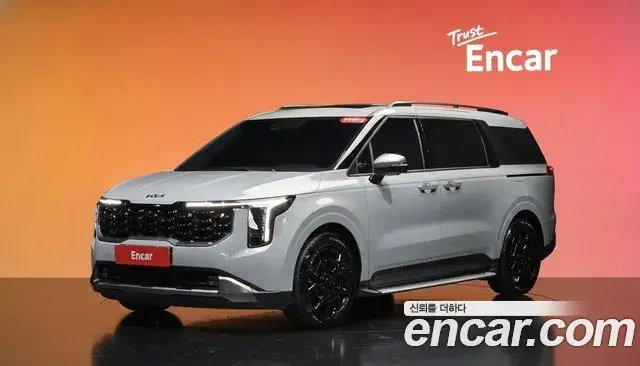 Kia Carnival 2025 — Şəkil 4/35