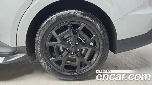 Kia Carnival 2025 — Şəkil 16/35