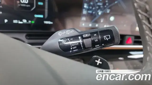 Kia Carnival 2025 — Şəkil 17/35