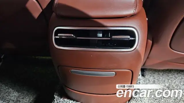 Genesis G90 2022 — Фото 17/20
