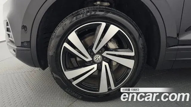 Volkswagen Touareg 2020 — Photo 23/36