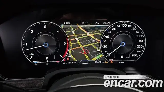 Volkswagen Touareg 2020 — Photo 9/36