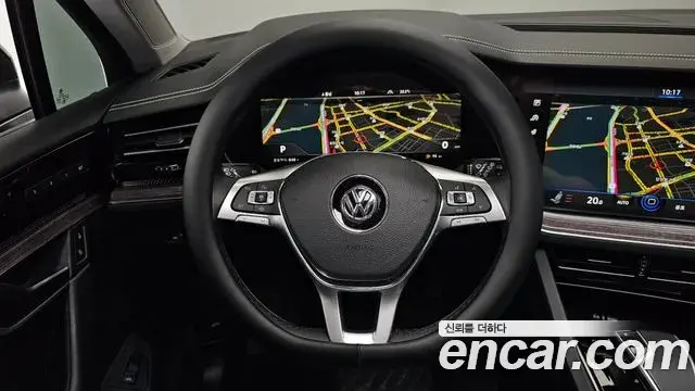 Volkswagen Touareg 2020 — Photo 6/36