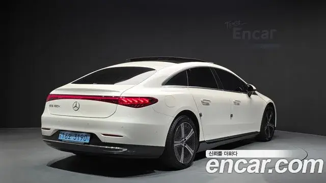 Mercedes-Benz EQS 2022 — ფოტო 22/35