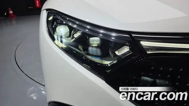 Mercedes-Benz EQS 2022 — ფოტო 2/35
