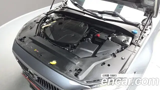 Volvo S90 2019 — Şəkil 33/36
