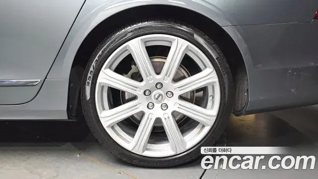 Volvo S90 2019 — Şəkil 25/36