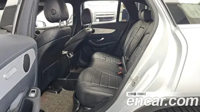 Mercedes-Benz GLC-Class 2020 — ფოტო 10/36