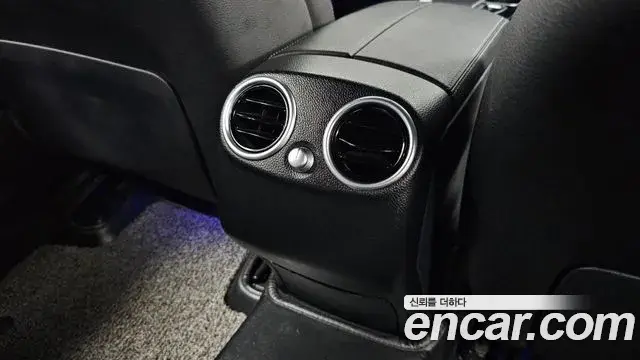 Mercedes-Benz GLC-Class 2020 — ფოტო 3/36