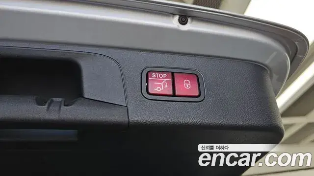 Mercedes-Benz GLC-Class 2020 — ფოტო 28/36