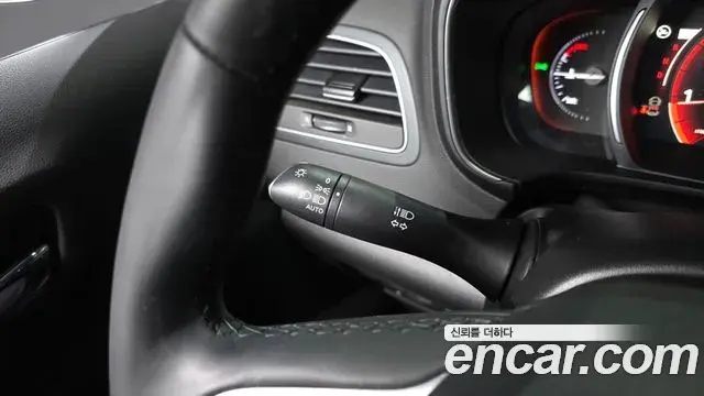 Renault Samsung QM6 2023 — Şəkil 21/32