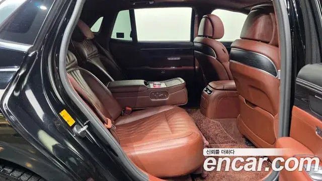 Genesis G90 2022 — Фото 12/20