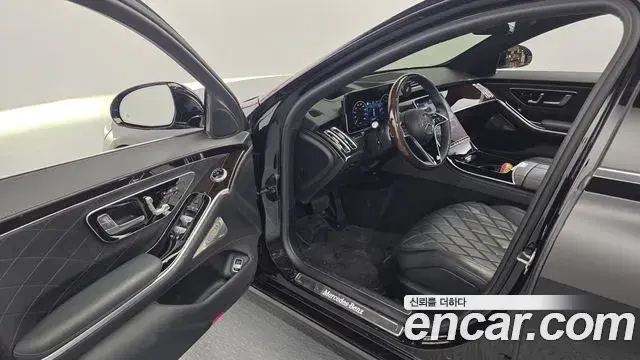 Mercedes-Benz S-Class 2021 — Фото 10/20